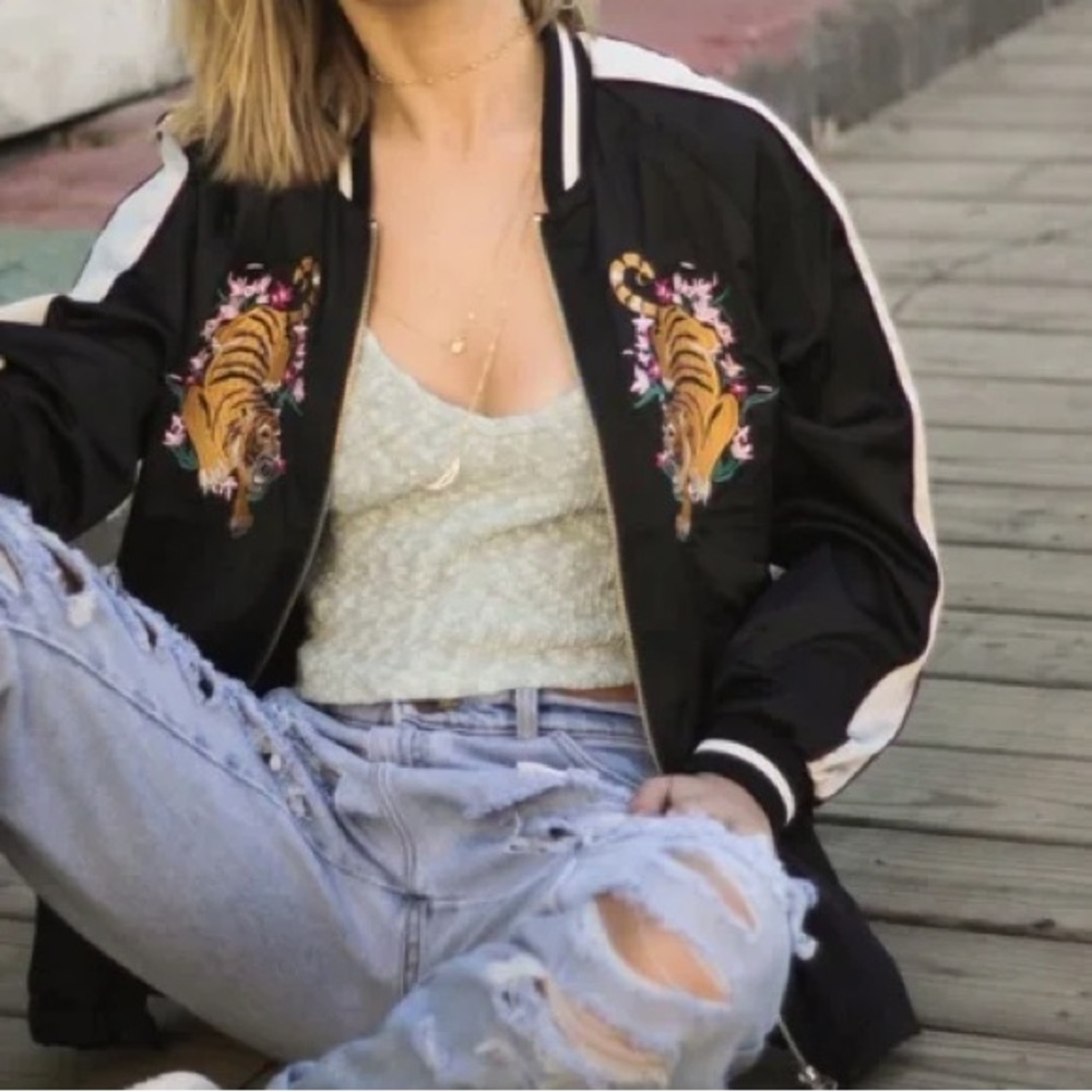 H&M DIVIDED Black Tiger Embroidered Women’s Zip-Up Bomber Jacket